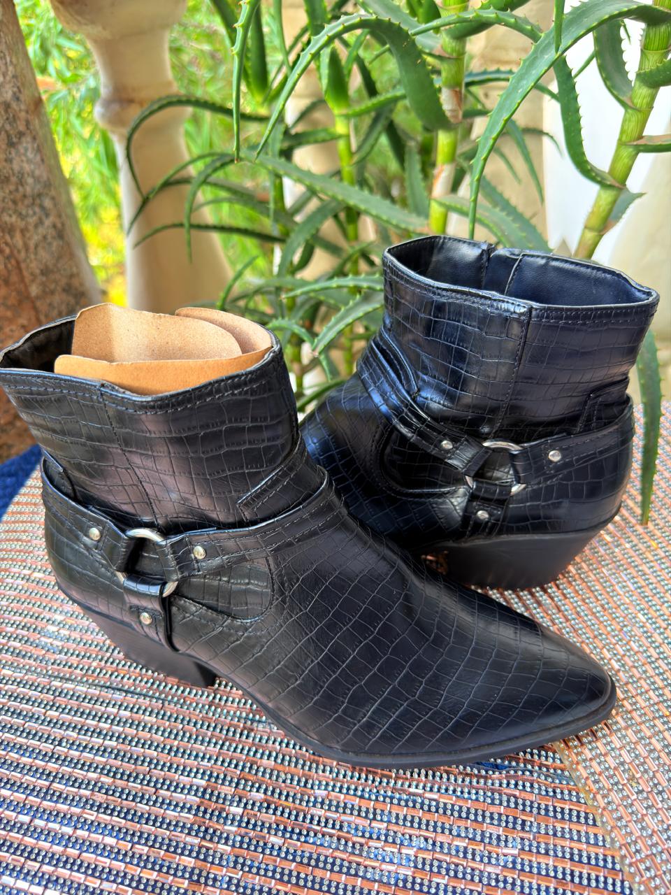 Black Leather Skin Ankle Boots